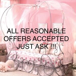 All reasonable offers accepted! I can’t say yes if you don’t ask.
